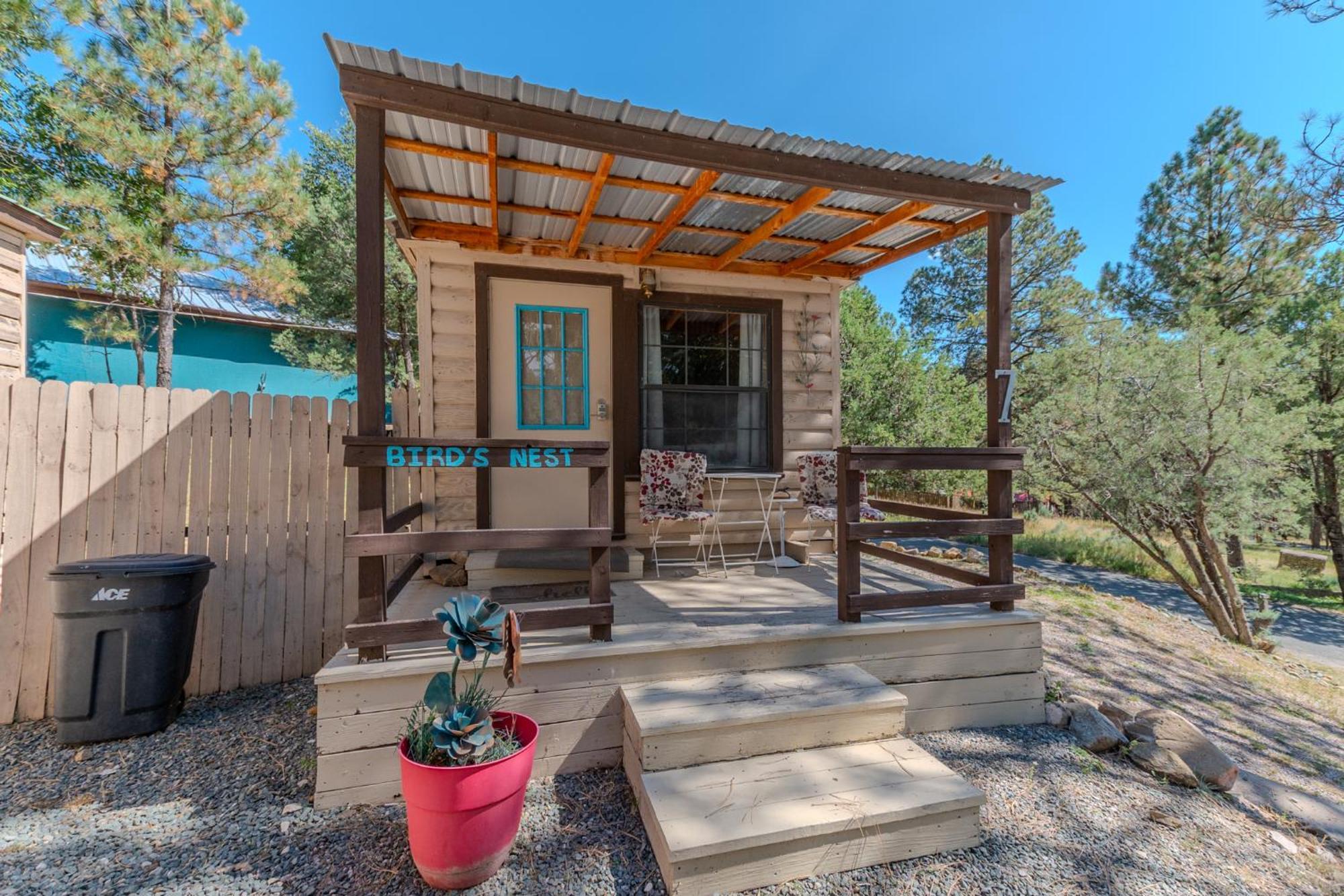Enchanted Hideaway Cabins And Cottages Руидозо Экстерьер фото