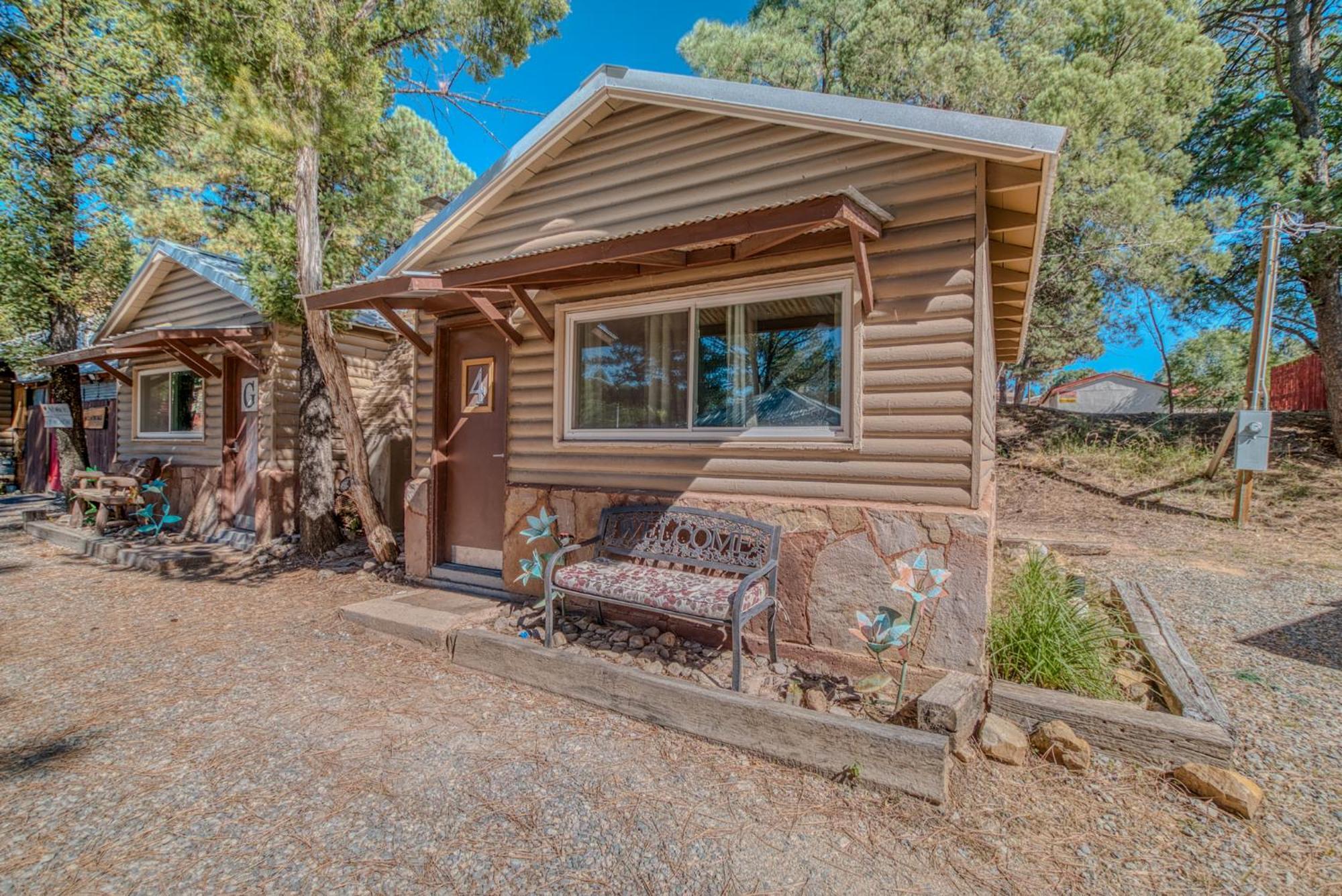 Enchanted Hideaway Cabins And Cottages Руидозо Экстерьер фото