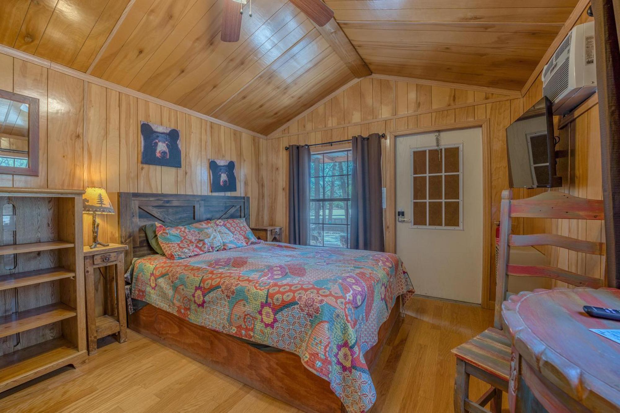 Enchanted Hideaway Cabins And Cottages Руидозо Экстерьер фото